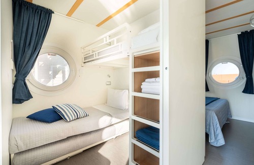 Rimini House | Ariel 5 - Nomastay House Boats