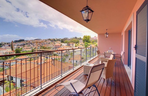 Santa Luzia Apartment | Arigato Apartment by LovelyStay