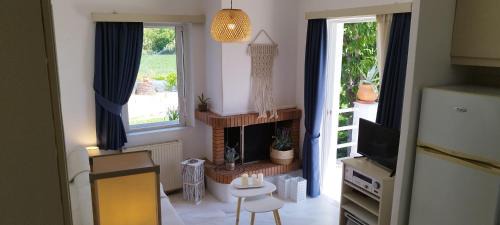 Skala Kallonis Apartment | Arisvi House in Carpe Diem Villas & Houses