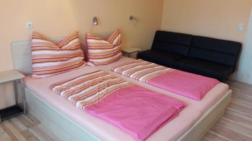 Podersdorf am See Bed & Breakfast | Arkadenhaus Steiner