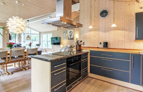 Torup Strand House | "Arlett" - 950m from the sea by Interhome