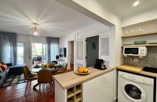 Alporchinhos Apartment | ARMAÇÃO DE PÊRA BRIGHTNESS 2 WITH POOL by HOMING