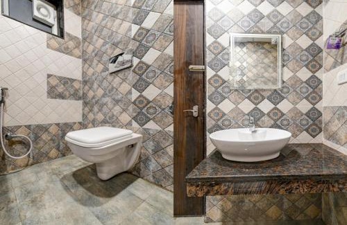 Aliganj Hotel | ARMERIA INN