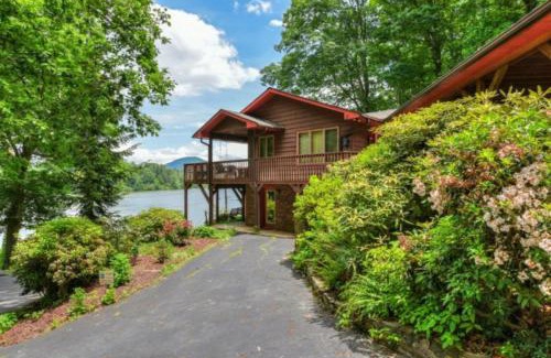 Lake Junaluska House | Armstrong House & Apartment