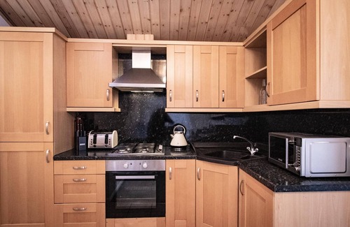 Troutbeck Bridge Cabin | Arney Lodge - a holiday lodge that sleeps 4 guests in 2 bedrooms