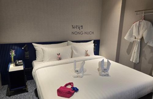 Chom Phon Hotel | ARNI HER Ladies Hotel - Female Only