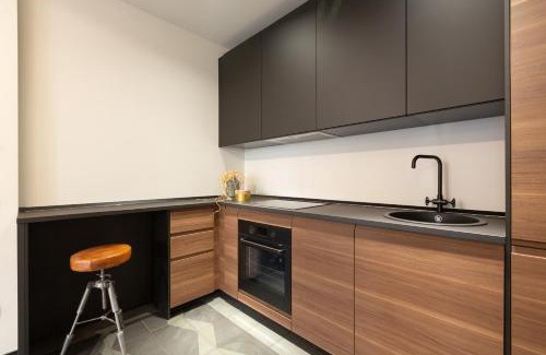 Zona Padova Apartment | ARQ14 - Duomo-Loreto - Central Romantic