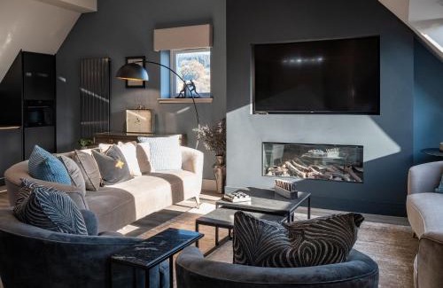 Isle of Arran House | Arran Shores Luxury Shorefront Penthouse Suite 11