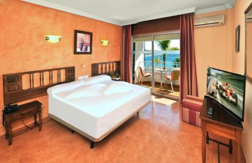 Almunecar Hotel | Arrayanes Playa Almuñecar