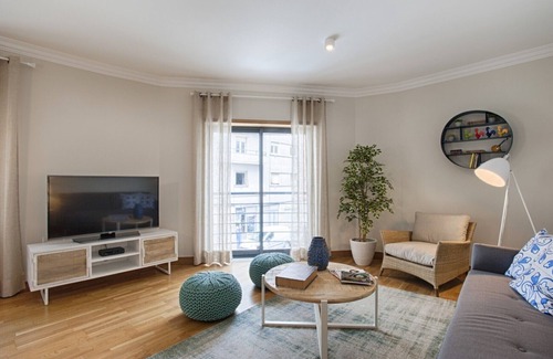 Sao Jorge de Arroios Apartment | #Arroios44 Lisbon Apartment (C52)