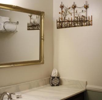 Lake Arrowhead Bed & Breakfast | Arrowhead Lake Inn