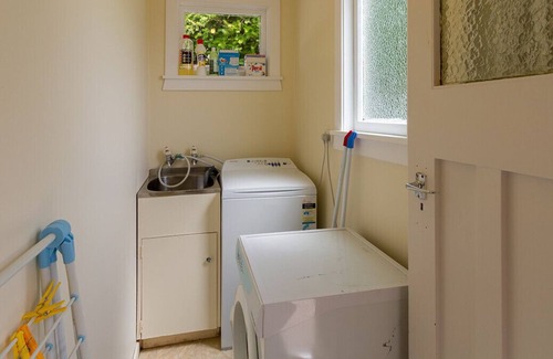 Arrowtown Cottage | Arrowtown Cutie - Arrowtown Holiday Home