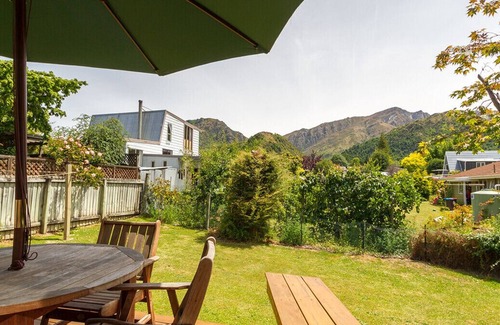 Arrowtown Cottage | Arrowtown Cutie - Arrowtown Holiday Home
