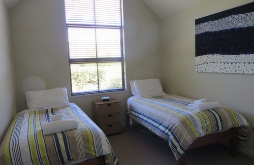 Arrowtown House | Arrowtown - modern, spacious holiday home