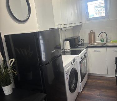 Komotini Apartment | Art decor luxury apartment