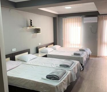 Kutaisi Bed & Breakfast | ART HOLE