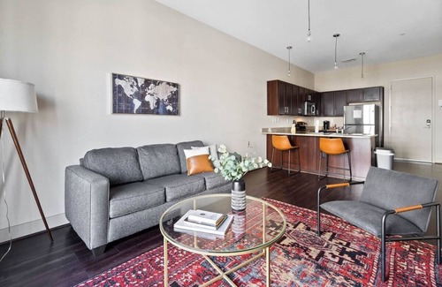 Montgomery Apartment | Artful Stay 1BR Loft Steps from Montgomery Arts