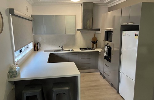 Dubbo House | Arthur Abode- Centrally located 3 bedroom home.