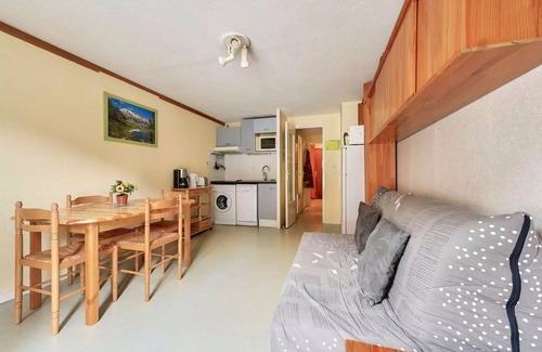 Bareges Apartment | Artigalas Residence - Studio with balcony and covered parking in the opposite of Barèges