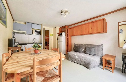 Bareges Apartment | Artigalas Residence - Studio with balcony and covered parking in the opposite of Barèges