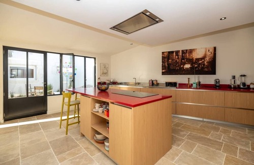 Sainte-Marie-de-Re House | Artist villa in the heart of la Noue