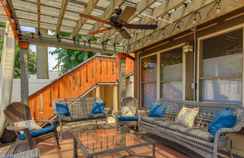 Near Northside Apartment | Arts and Crafts 3 bedroom/2 bath apartment (2nd floor)