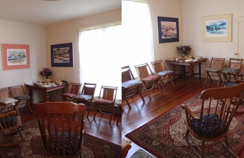 Port Townsend Historic District Apartment | Arts and Crafts Continuum Downstairs Victorian Apartment in Uptown Port Townsend