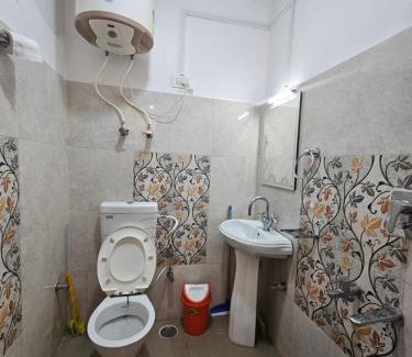 Aru Valley Apartment | Aru Heights Guest House