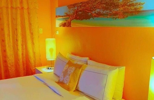 Punto de Oro House | ARUBA COZY Home Charming 1-bedroom house with WiFi AC in pleasant Tanki Leendert