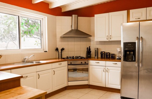 Malmok Villa | Aruba Escape Villa located in the best area of this ONE HAPPY ISLAND