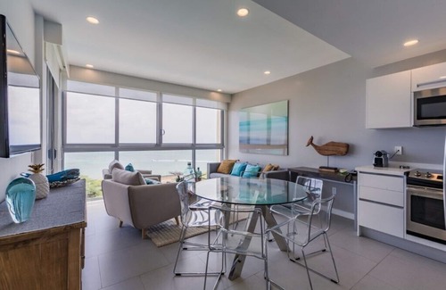 Noord Condo | Aruba Luxury Beach Oceanfront residence at Azure minutes to Eagle and Palm beach