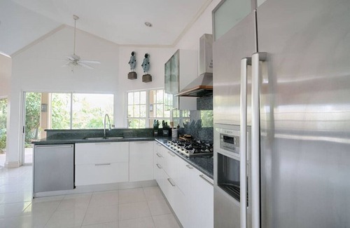 Boegoeroei House | Aruba Villa Tropical