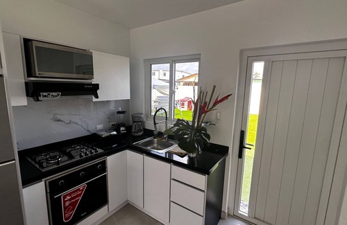 Boegoeroei House | ARUBINI 1-bedroom apartment with perfect location close to everything