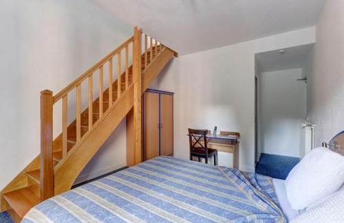 Orcines Hotel | Arum