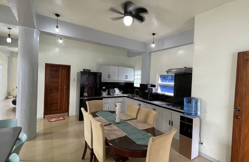 Talomo District Villa | Arviz Charming Apartelle-Villa