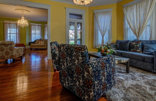 Asbury Park House | Asbury Park 4 blocks from Beach 10 Adult season beach passes at house.