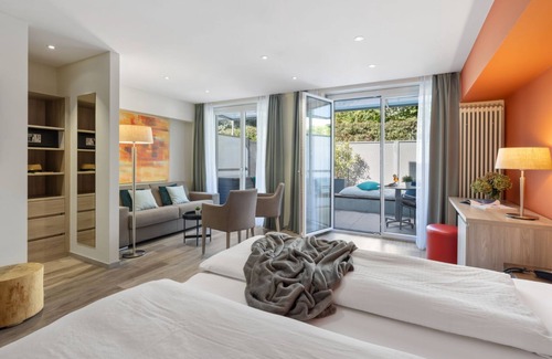 Ascona Hotel | Ascona Lodge, Pool & Garden Retreat