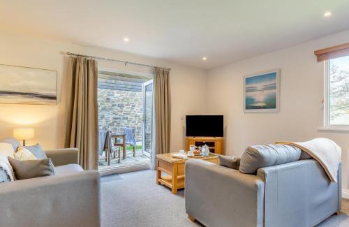 Par House | Ash at Trenython