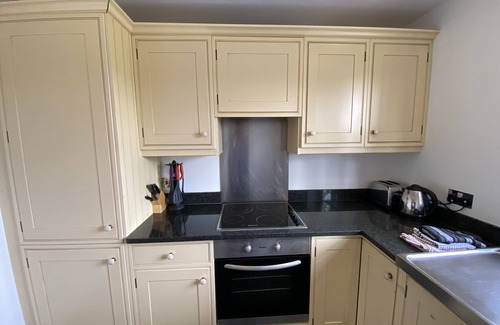 Callington Cottage | Ash - Luxury cottage with great views, with fishing, indoor pool & gym.