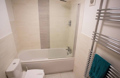 Wantage Apartment | Ashbrook Mill St Summ