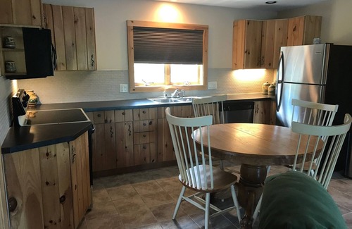 Hinsdale Apartment | Ashmere Lakefront Apartment