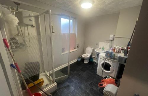Ashton-under-Lyne Apartment | Ashton Apartment