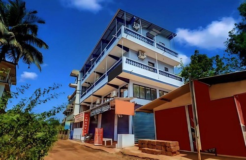 Morjim House | Ashwem Beach Hotel