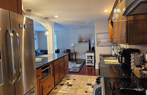 Grand Haven House | Ask about winter specials for Healthcare travelers!