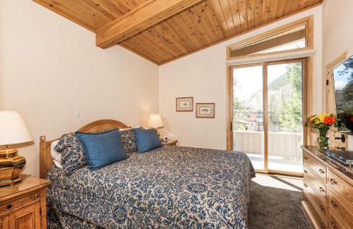 Aspen Apartment | Aspen Alps Apartment #209