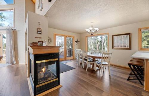 Lead House | Aspen Lodge-5 Bedroom, 5 Full Baths with Hot Tub!