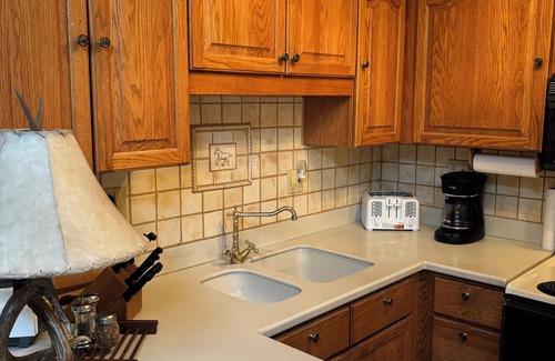 Aspen Apartment | Aspen View Condo Beautiful Setting