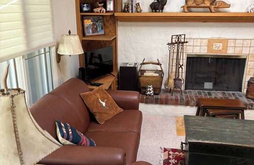 Aspen Apartment | Aspen View Condo Beautiful Setting