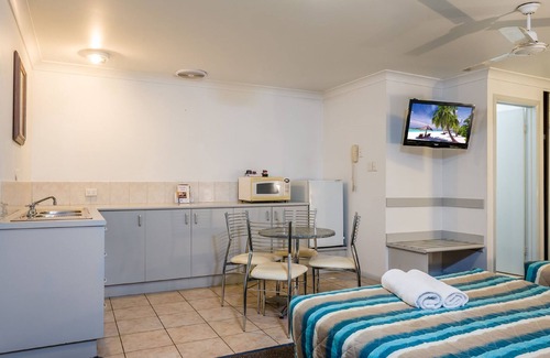 Carseldine Hotel | Aspley Carsel Motor Inn