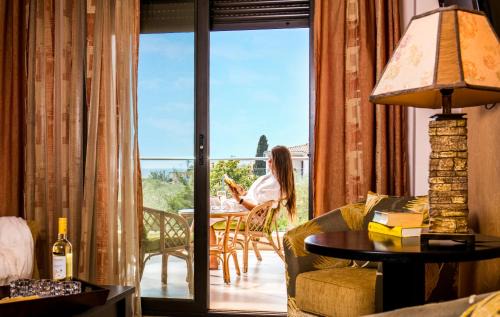Potos Hotel | Astir Notos